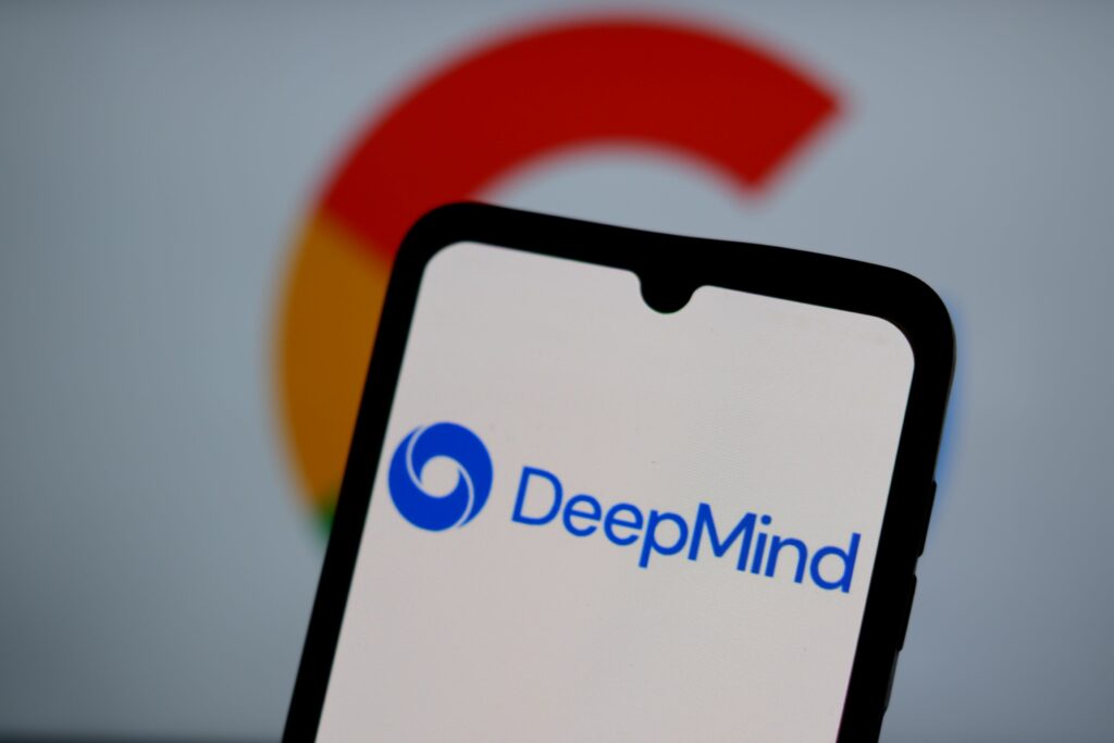 Google vine în ajutorul istoricilor cu un instrument AI: Acesta va completa cuvintele lipsă din inscripțiile romane