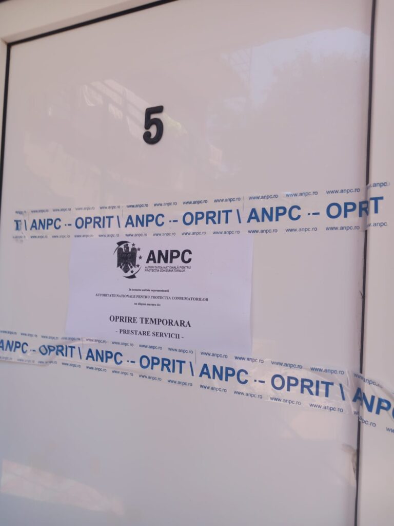 Noi controale ANPC pe litoral: Comisarii au găsit produse expirate, păstrate necorespunzător, lenjerii degradate