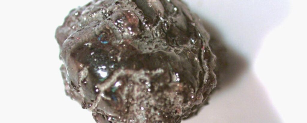 Diamant de 2 carate descoperit în parcul național din Arkansas va fi folosit pentru inel de logodnă