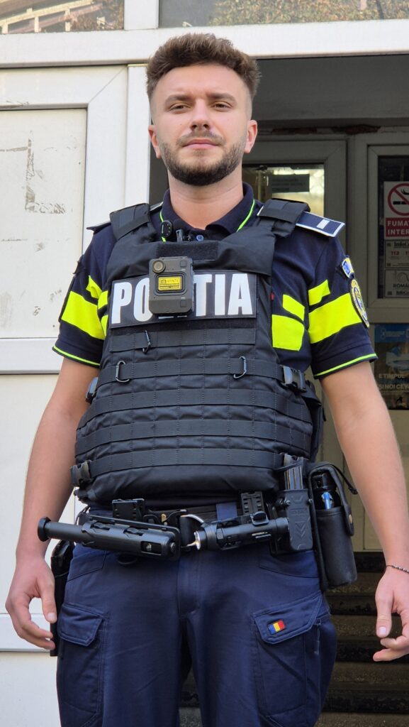 Andrei Jianu, polițistul care a intervenit în atacul rasist din Capitală asupra unui livrator străin, a fost premiat cu salariu de merit