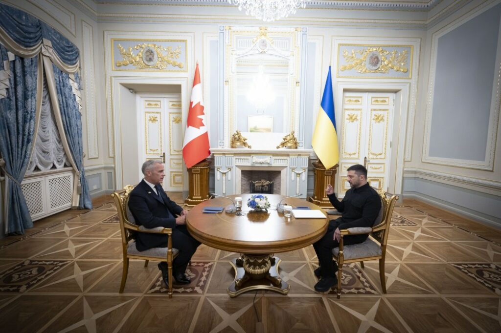 Războiul din Ucraina, ziua 1.279. Ucraina și Canada semnează un acord privind producția comună în domeniul apărării / Un avion plin cu turiști ruși aterizează de urgență la Tallinn din cauza unui atac cu drone ucrainene