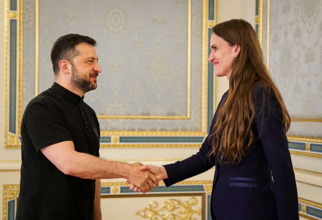 Oana Țoiu și Volodimir Zelenski s-au întâlnit la Kiev. Despre ce au discutat