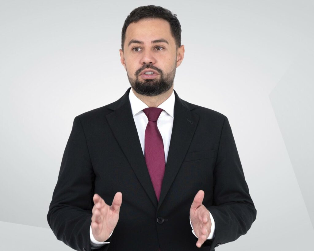 Președinte PSD Alba: Microbuz școlar la preț de Lamborghini! CJ să explice cum s-a derulat licitația