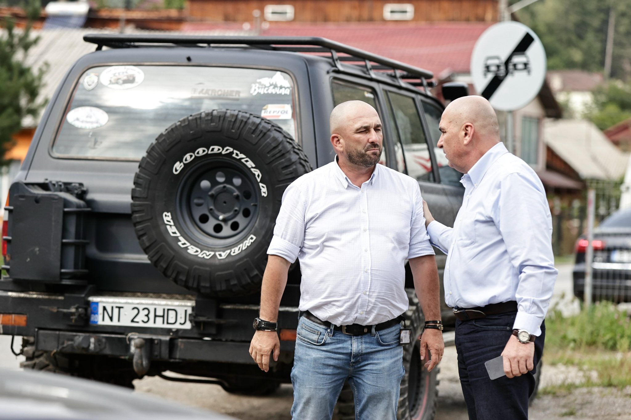 Ilie Bolojan a fost ieri la Broșteni, nu a anunțat presa, nu a pus afișe