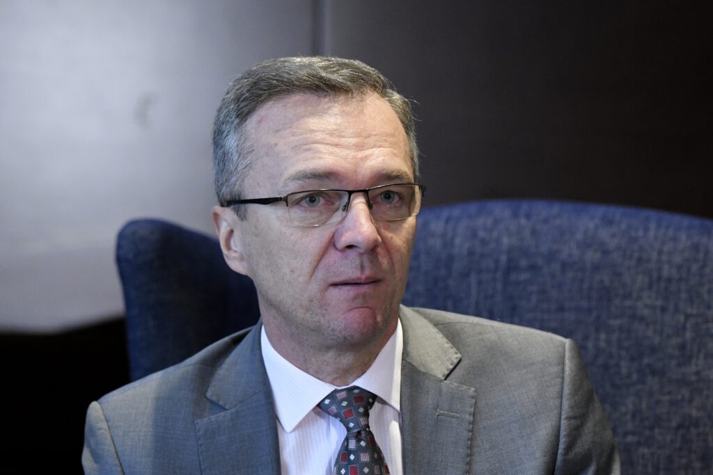 Președinte APAPR: Plata eșalonată la Pilonul II de pensii, mai avantajoasă decât retragerea integrală