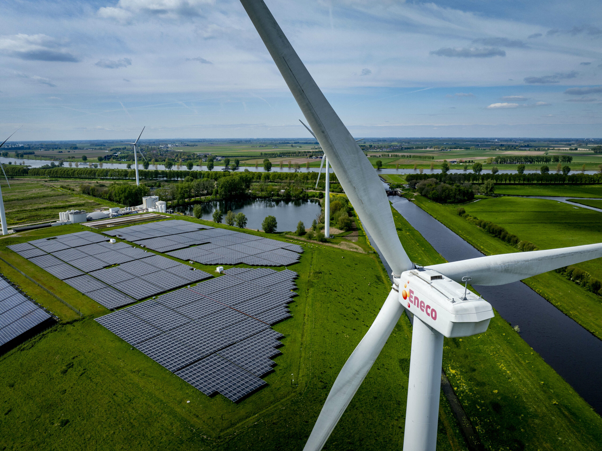 Ministerul Energiei a atras investiții pentru 2.751MW de energie verde, la a doua licitație din schema de stat sub formă de contracte pentru diferență