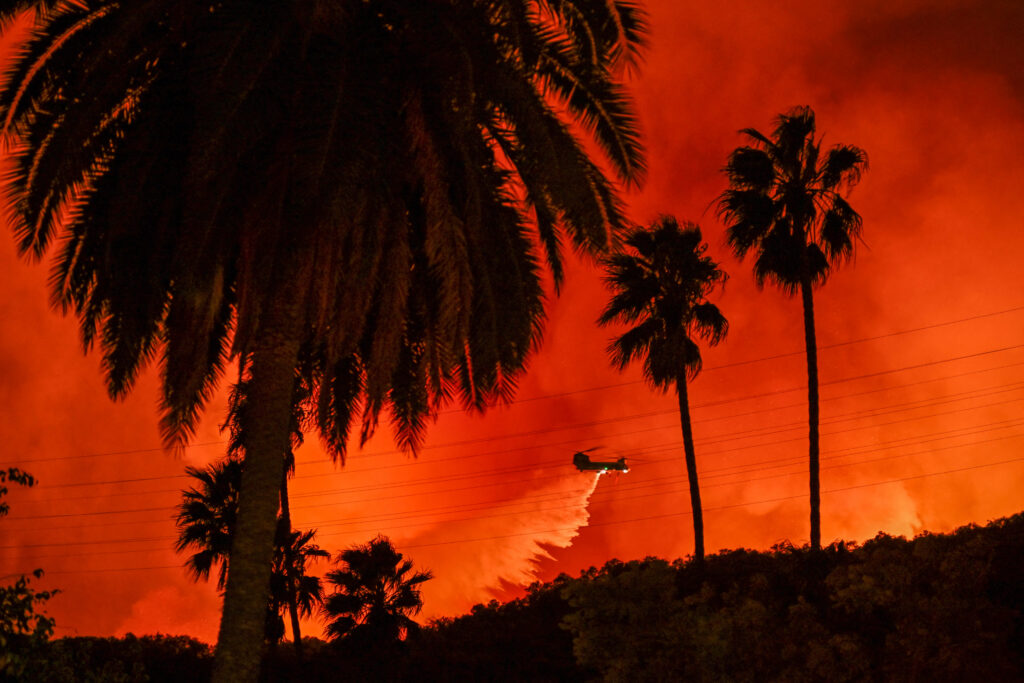 SUA: Oregon și California, sub amenințarea incendiilor de vegetație. Sute de oameni evacuați