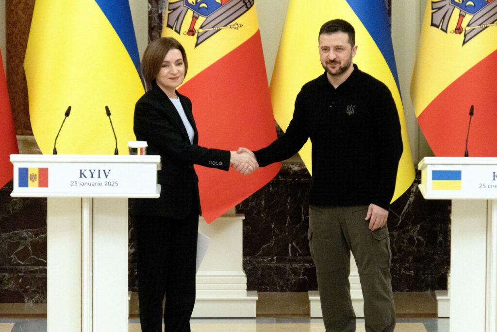 Zelenski, mesaj de sprijin pentru Republica Moldova de Ziua Independenței: „Împreună trebuie să ne apărăm popoarele, statele şi independenţa”