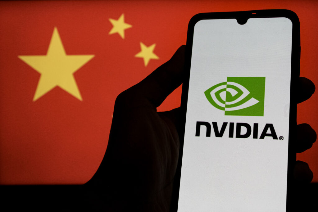 Acord între Trump și Xi Jinping pentru a permite Nvidia să exporte cipuri de inteligență artificială în China