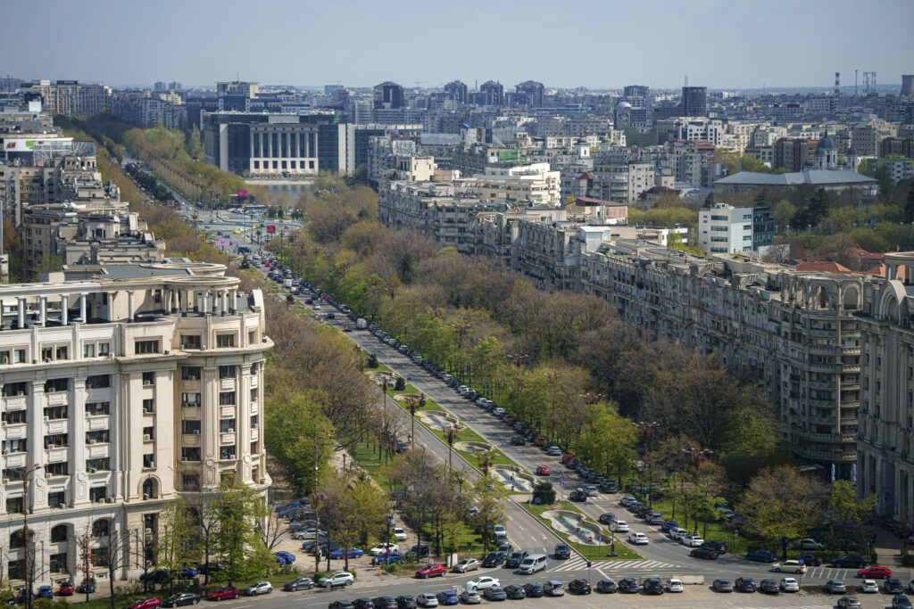 Unde se respiră cel mai greu în București? Poluarea atinge cote periculoase în marile intersecții