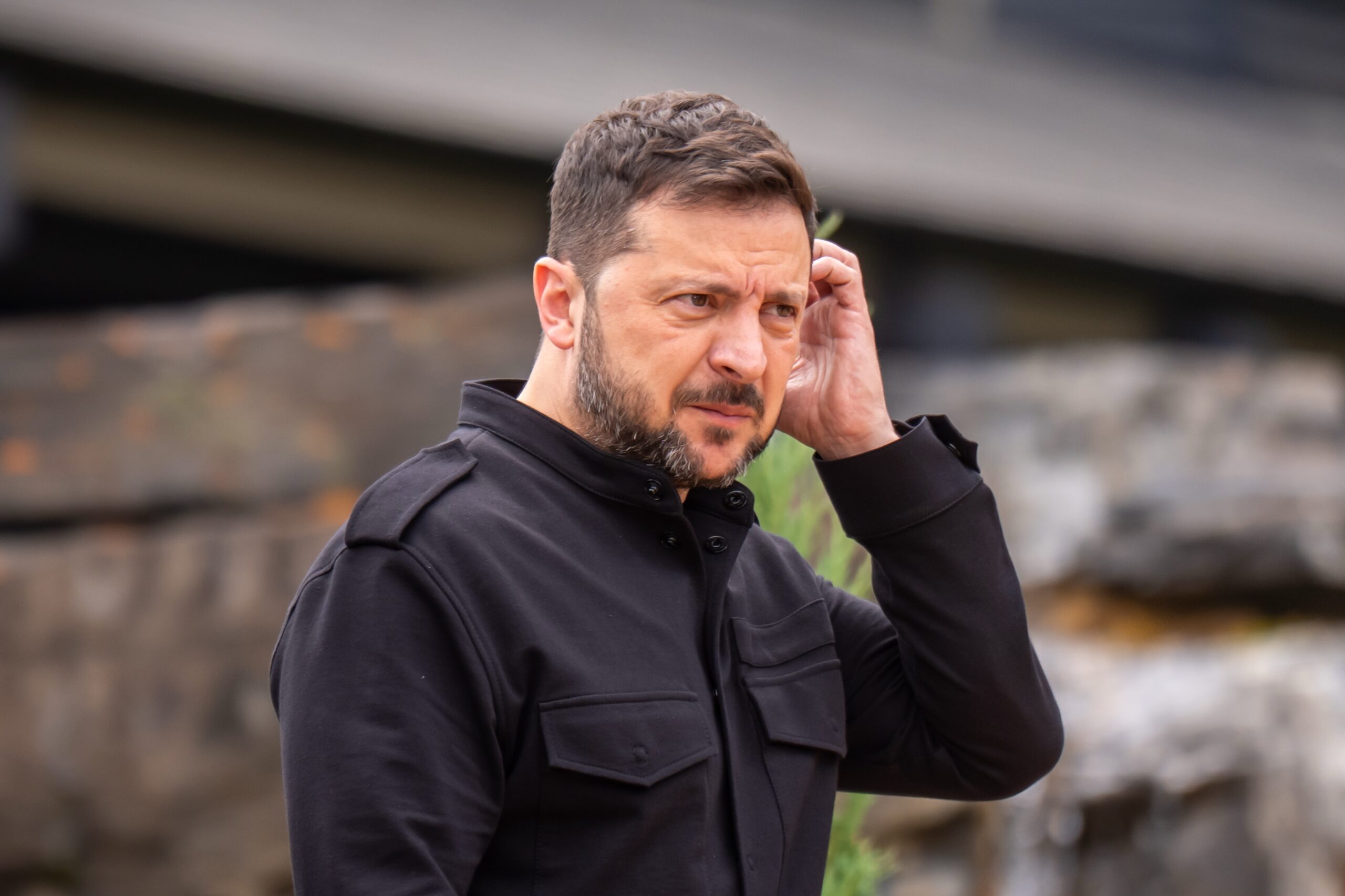 Casa Albă ia în calcul invitarea lui Zelenski la negocierile din Alaska dintre Trump și Putin