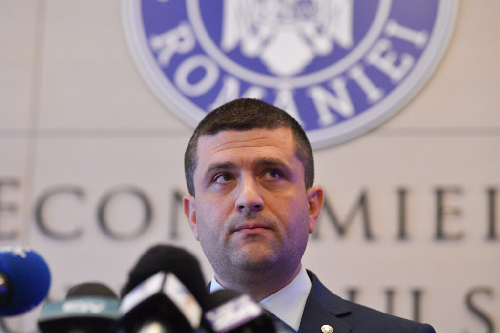Radu Miruță anunță că procesul de selecție la șase companii de stat a fost viciat