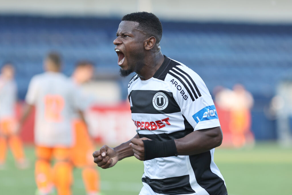 FCSB l-a transferat oficial pe atacantul Mamadou Thiam de la U Cluj