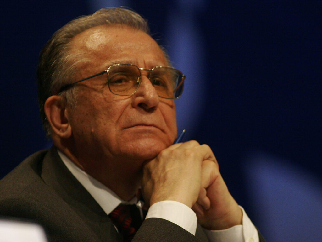 Ion Iliescu va fi înmormântat cu funeralii de stat. Înhumarea va avea loc doar în prezenţa familiei şi persoanelor apropiate