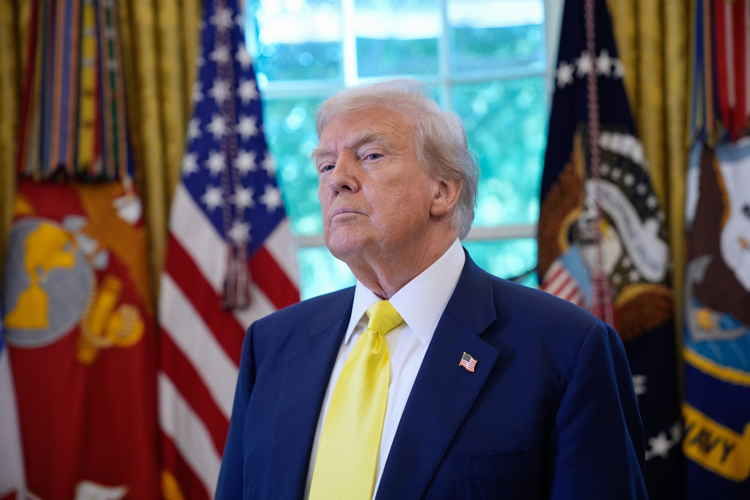 Curtea de apel federală declară neconstituționale tarifele extinse impuse de Trump, dar acestea rămân în vigoare.