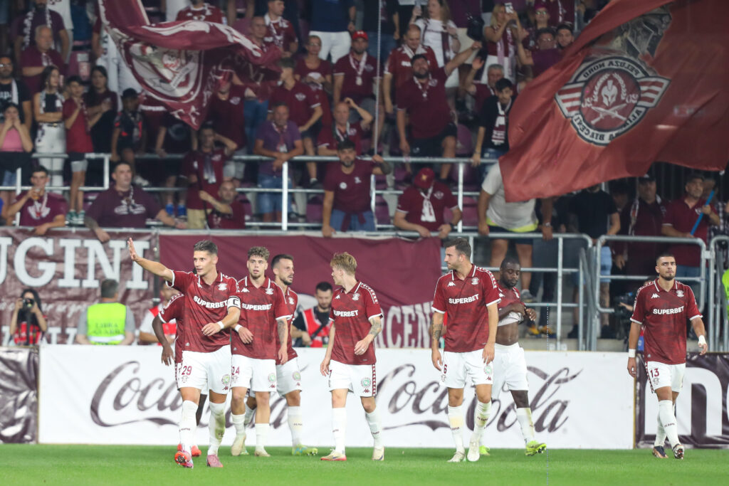 Superliga. Rapid învinge UTA în etapa a 8-a, scor 2-0, și rămâne neînvinsă. Arad, la primul eșec