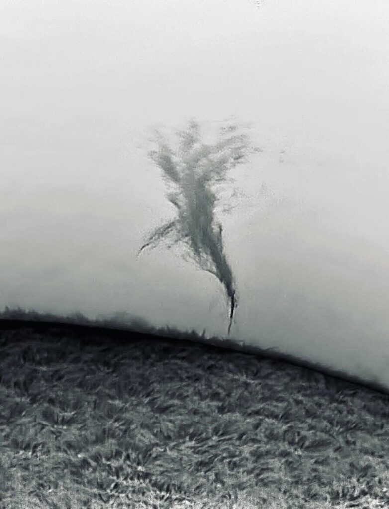 Cercetători români au surprins imagini cu o ejecție de masă coronală și o tornadă solară