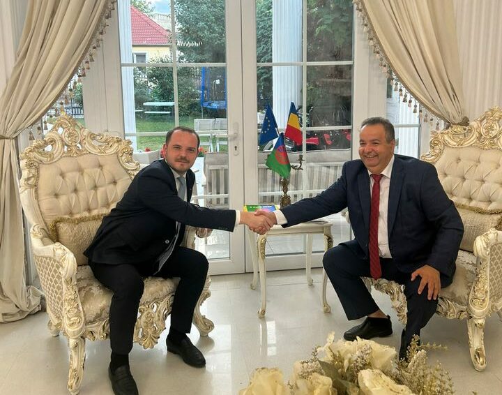Ministrul Sănătății l-a vizitat pe Regele romilor la palatul din Sibiu