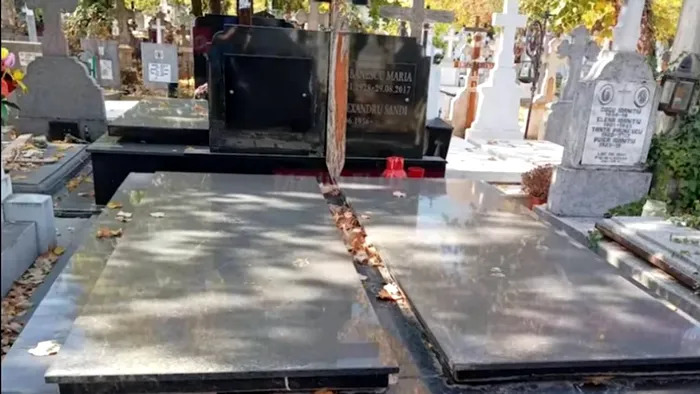 Cimitirul „Sfânta Vineri” adăpostește cavoul familiei Iliescu. Personalitățile celebre înmormântate în același cimitir