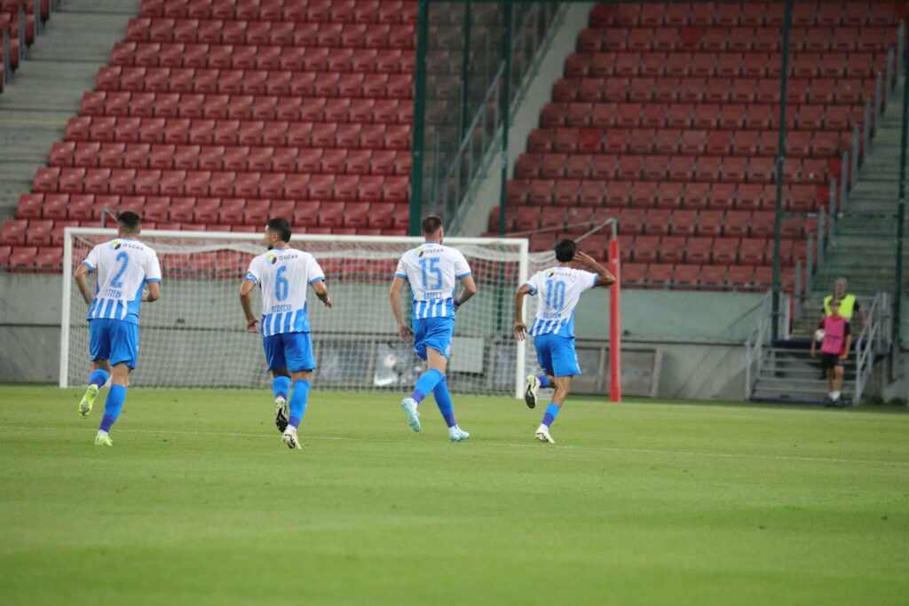 Universitatea Craiova s-a calificat în play-off-ul Conference League, după un meci dramatic cu Spartak Trnava
