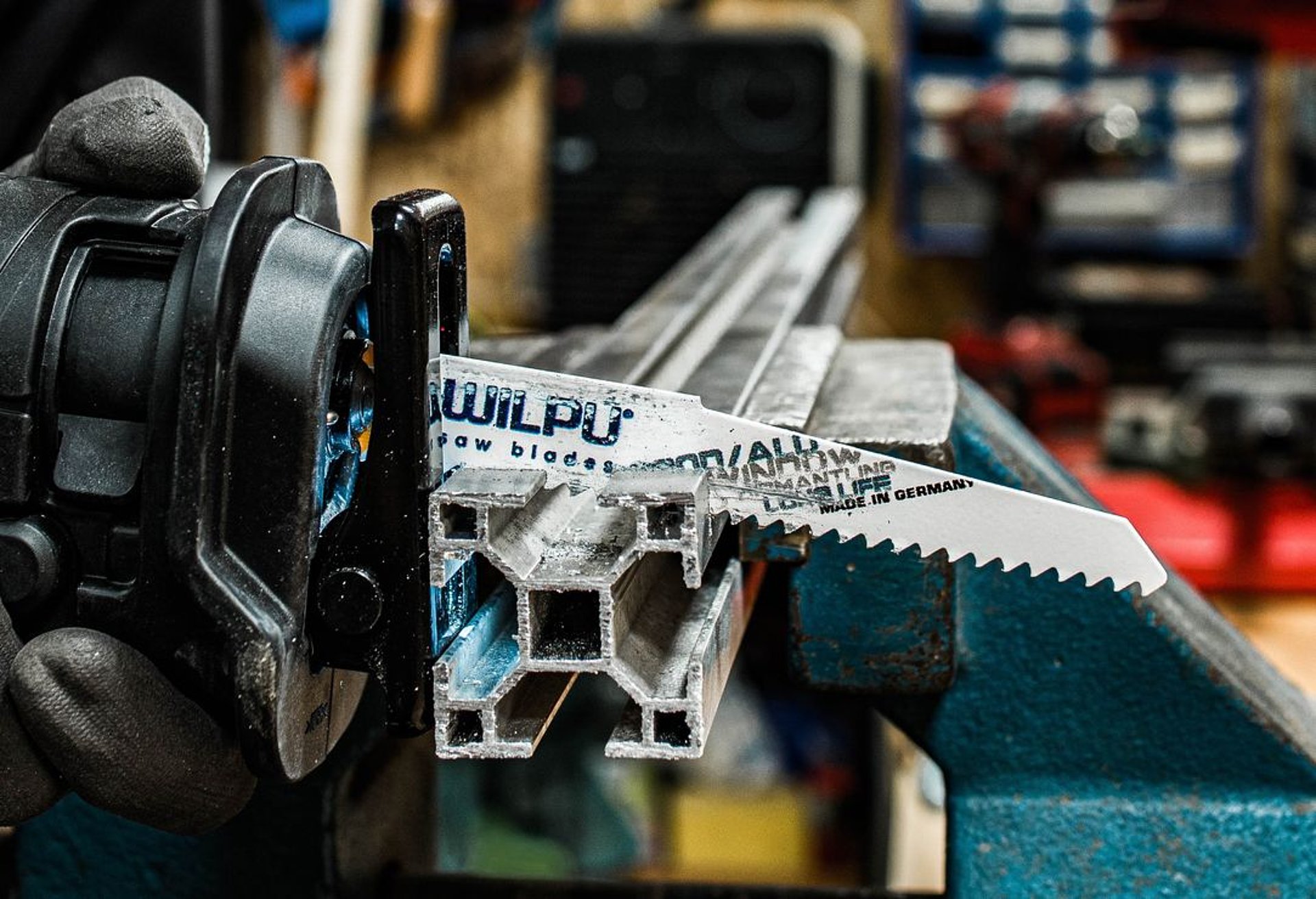 Unior Tepid- Importator unic Wilpu,producător de pânze profesionale „Made in Germany” pentru fierăstraie