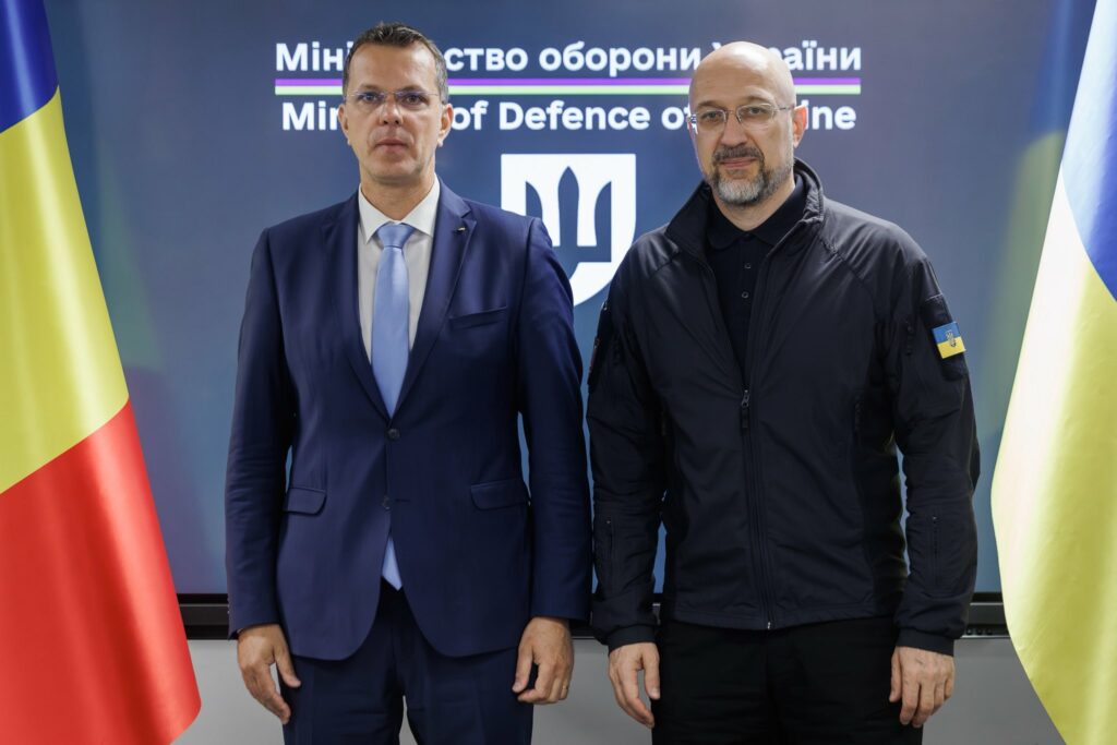 Ministrul Apărării, Ionuț Moșteanu, s-a întâlnit cu omologul său ucrainean, Denis Șmîhal. Agenda discuțiilor