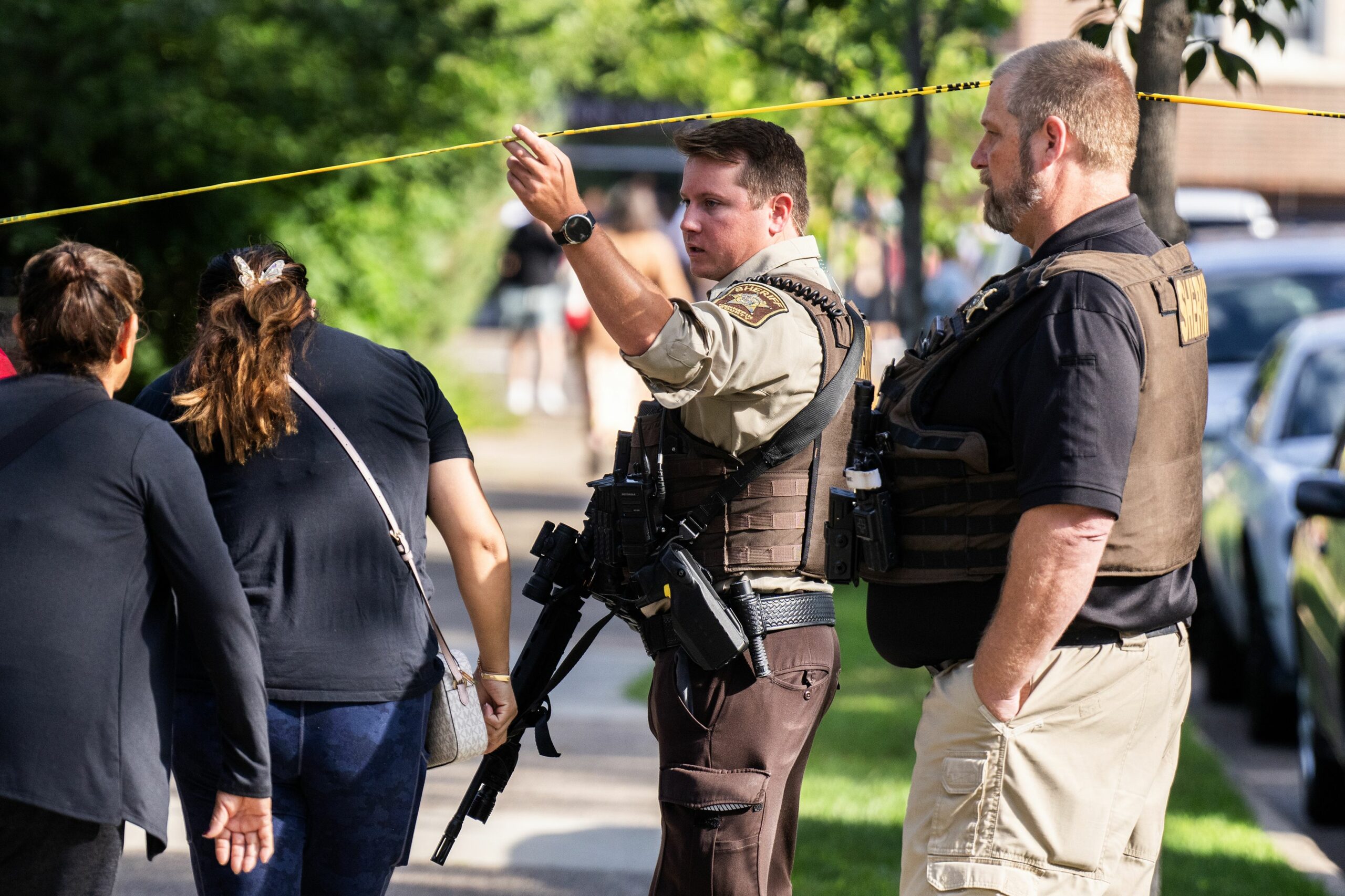 Poza pentru articolul Administrația Trump trimite sute de agenți federali în Minneapolis