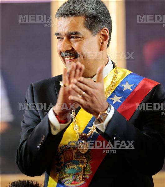 Venezuela trimite trupe la graniță ca răspuns la desfășurarea de nave de război americane