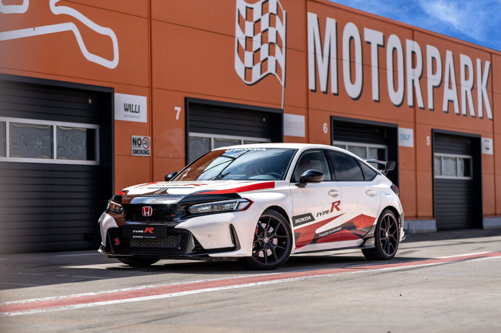 HONDA CIVIC TYPE R (FL5) STABILEȘTE UN NOU RECORD