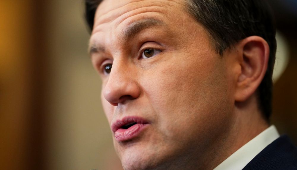 Liderul opoziției din Canada, Pierre Poilievre, revine în Parlament după victoria din Alberta
