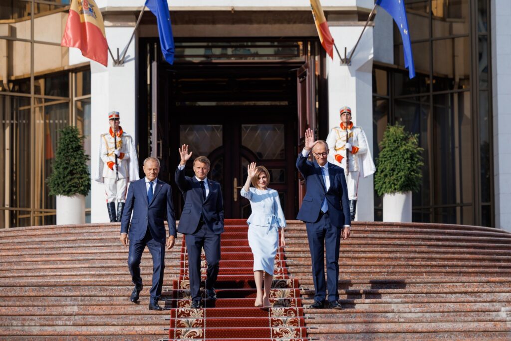 Liderii Franței, Germaniei și Poloniei felicită Republica Moldova pentru alegerile parlamentare