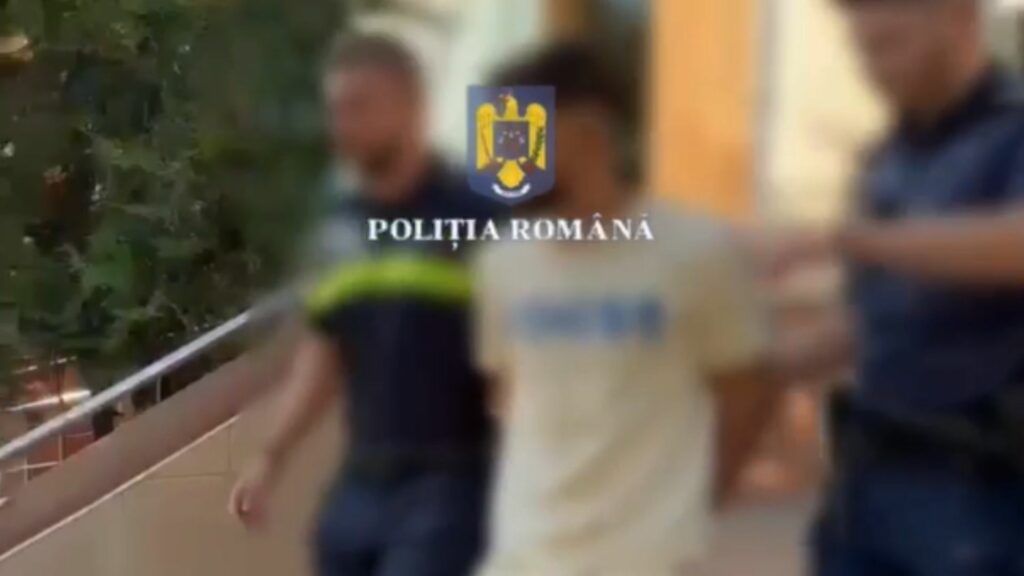 Un bărbat înarmat cu o macetă a semănat panică pe străzile din Sectorul 3