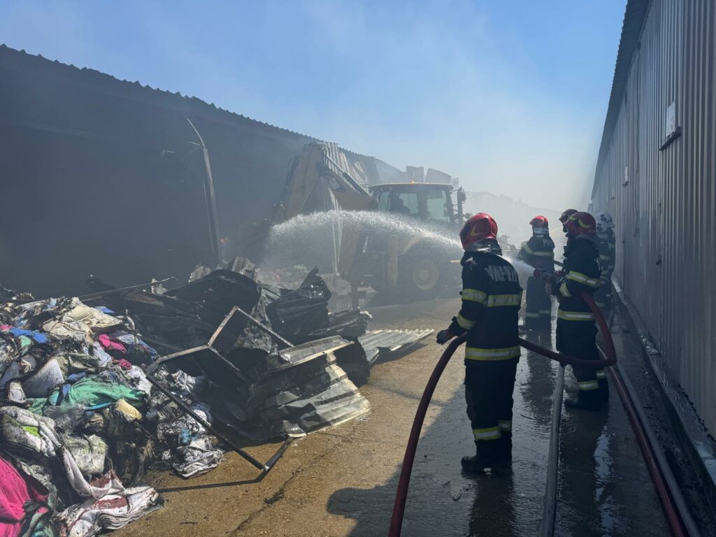 PM10 levels surpassed the legal limit after a fire broke out on Tuesday at the Dragonul Roșu
