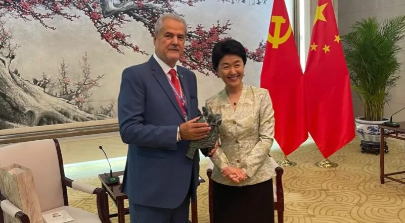 Adrian Năstase, despre vizita în China: Mi-ar fi plăcut să stau în fața lui Putin sau a lui Kim