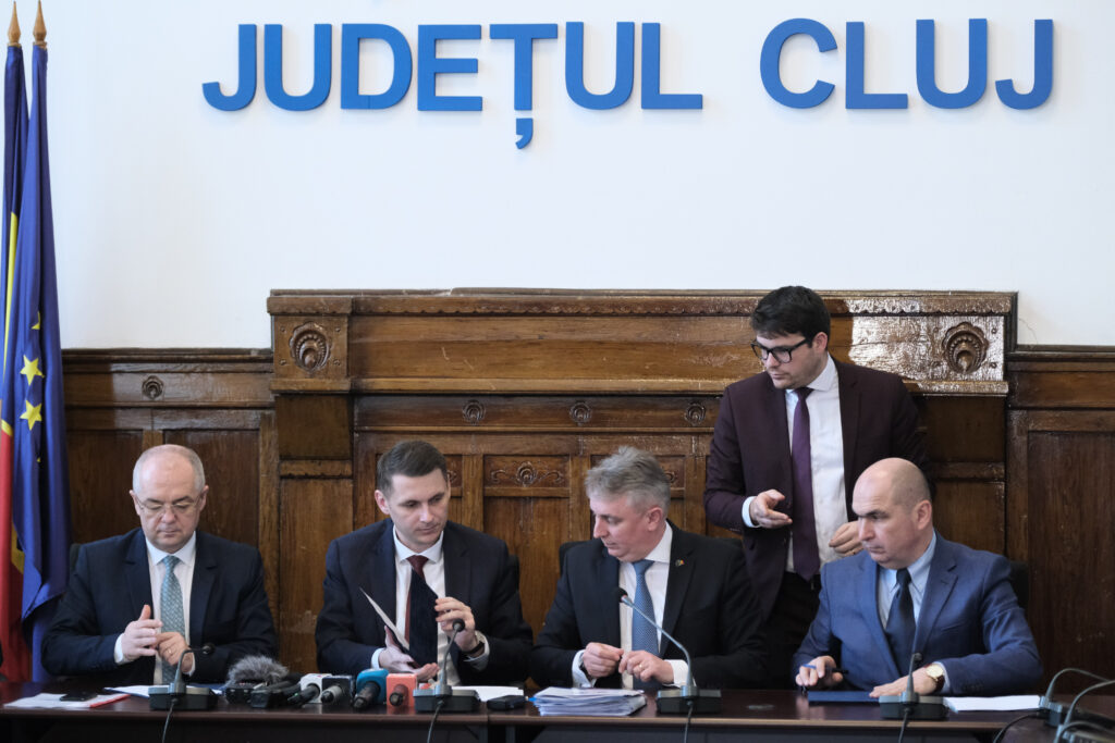 Reforma lui Bolojan. Câți angajați vor fi concediați din Municipiul Cluj-Napoca. Datele prezentate de Guvern