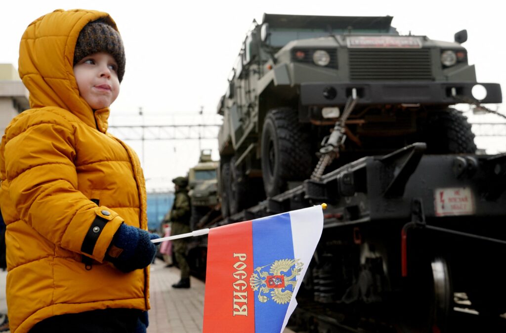 Yale: Copii ucraineni trimiși de Rusia în peste 200 de centre pentru „reeducare” și instruire militară