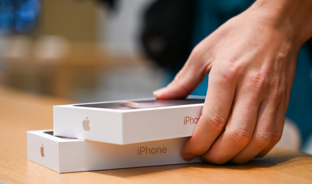 LIVE UPDATE. Apple lansează noul Iphone. Tim Cook anunță „cel mai mare salt din istoria iPhone-ului”. Toate detaliile de la cel mai mare eveniment Apple din an