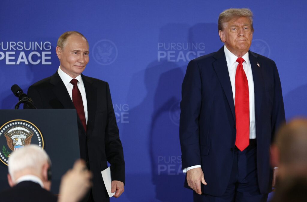 Războiul din Ucraina, ziua 1339.  Kim Jong Un salută alianța militară „invincibilă” cu Rusia și îi onorează pe „eliberatorii” de la Kursk / Putin, sfidător după ce Trump a sancționat marile companii petroliere rusești