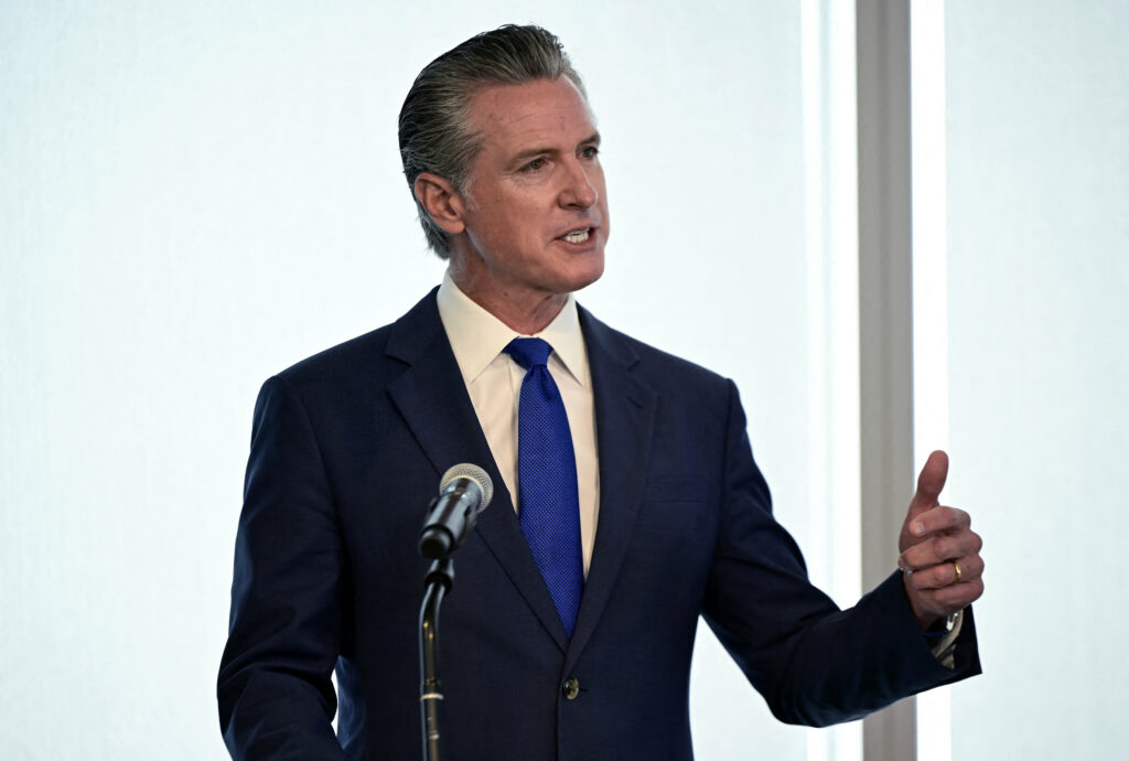 Gavin Newsom cere Partidului Democrat să investească mai multă atenție asupra tinerilor