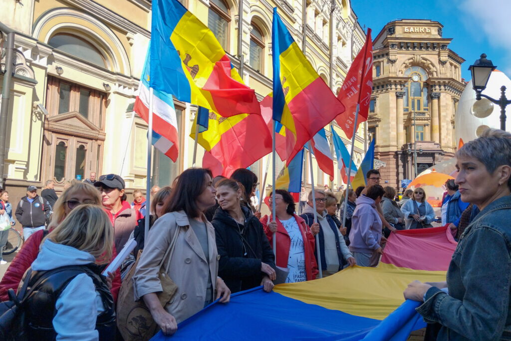 Alegeri istorice: generația care poate trimite Moldova cu acte în regulă în Uniunea Europeană