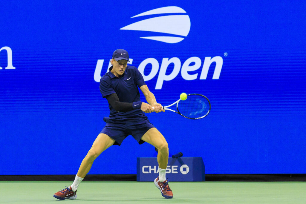 Jannik Sinner, în semifinale la US Open după victoria clară cu Lorenzo Musetti.