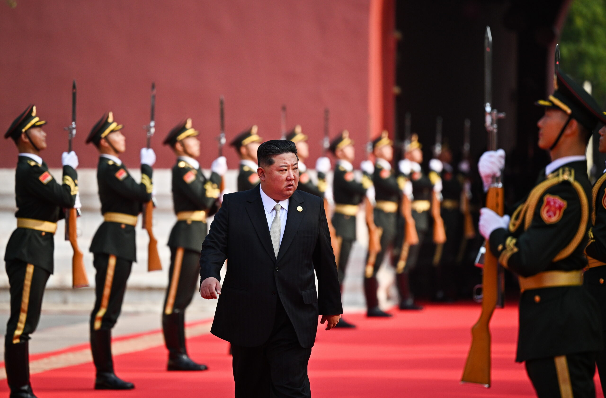 Kim Jong-un a vizitat ambasada Rusiei din Coreea de Nord