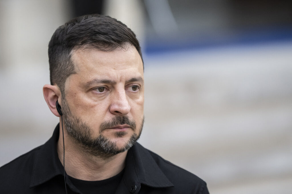 Incident grav la graniță. Zelenski: O dronă rusească a pătruns 10 kilometri pe teritoriul României și a zburat 50 de minute în spațiul aerian NATO