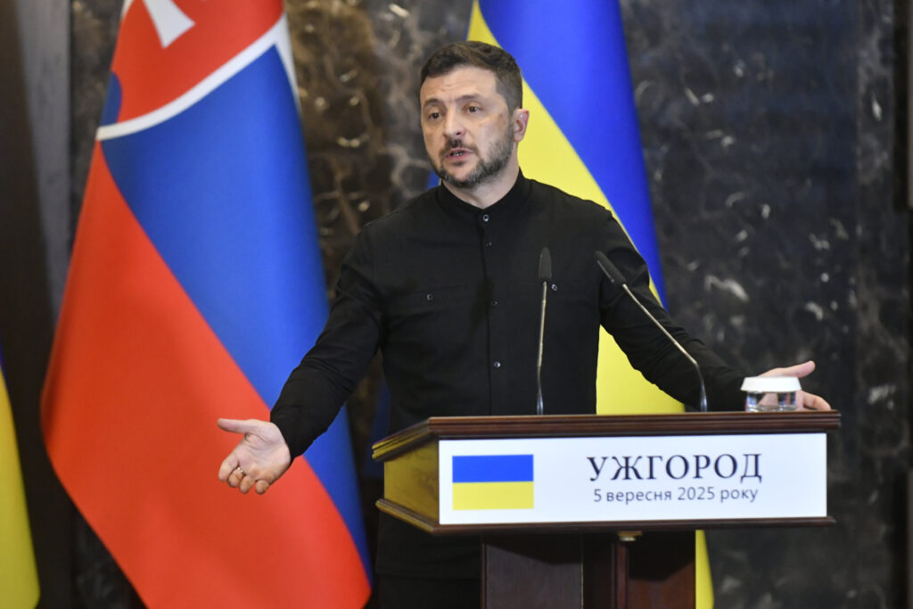 Războiul din Ucraina, ziua 1.302. Ucraina ratifică parteneriat istoric cu Marea Britanie / Roberta Metsola discută cu Zelenski la Kiev