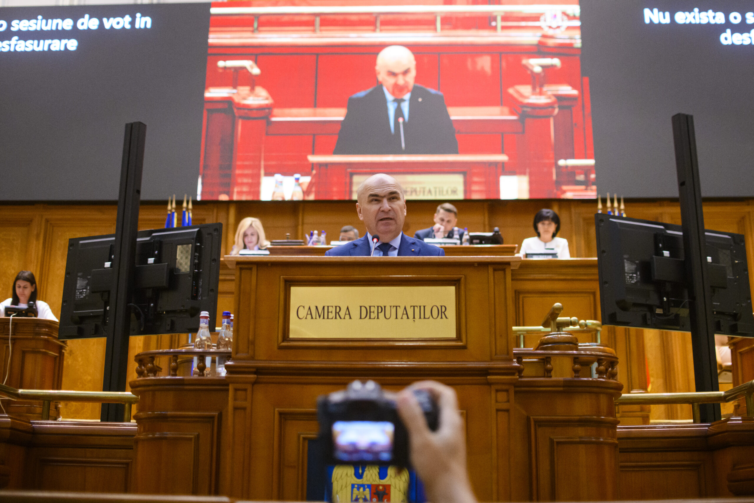 Nu mai blocați munca Guvernului cu moțiuni tip „Cațavencu”