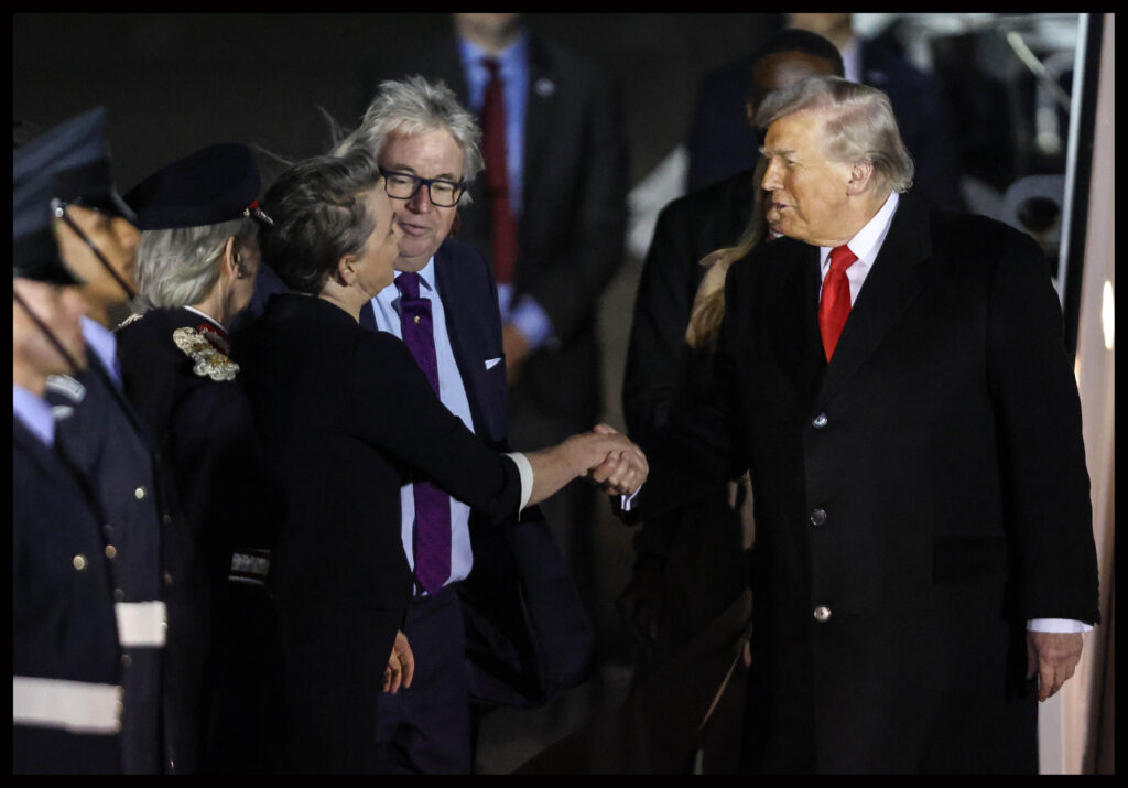 Donald Trump laudă familia regală britanică la banchetul de la Castelul Windsor