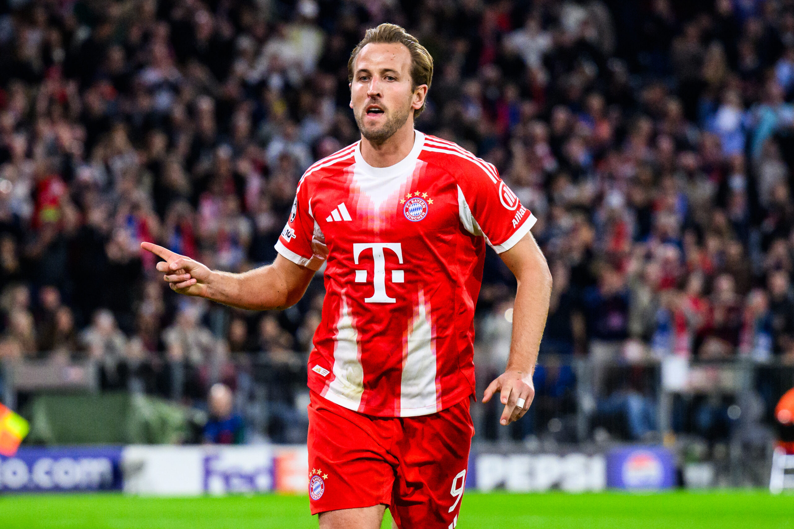 Harry Kane ajunge la 100 de goluri pentru Bayern, cel mai rapid din istorie în campionatele majore