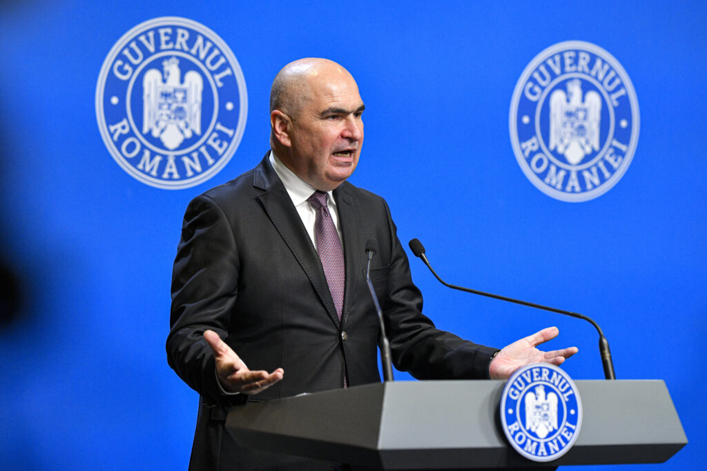 Bolojan, despre protestul angajaților din Guvern: Nu mi se pare normal