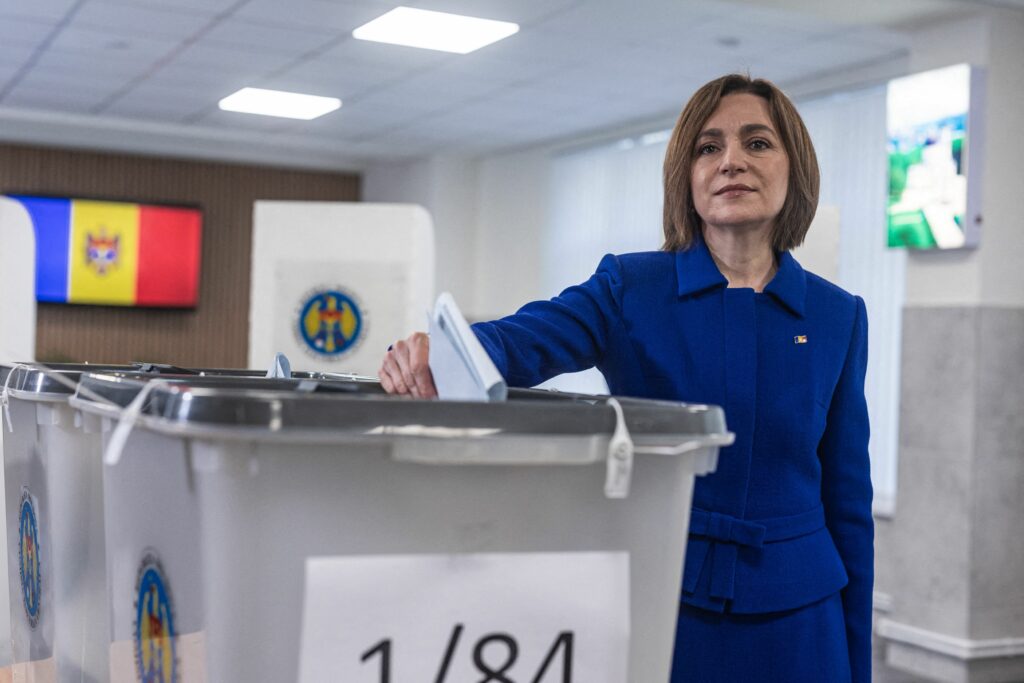 Cum prezintă presa internațională victoria categorică a Maiei Sandu: „Europa răsuflă ușurată”. Ce scriu agențiile despre câștigul PAS în fața opoziției