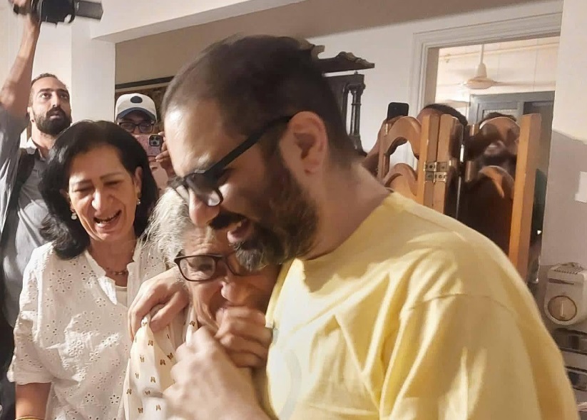 Activistul britanico-egiptean Alaa El Fattah a fost eliberat. Fusese condamnat la 15 ani de închisoare pentru „răspândire de știri false”